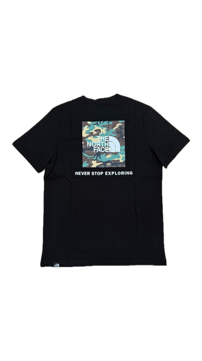 The North Face Crna Majica sa Camo Logom na Leđima
