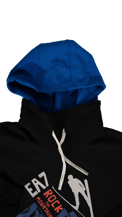 Emporio Armani EA7 Crni Duks sa Ski Printom
