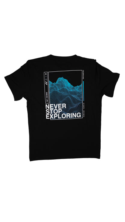 The North Face Crna Majica sa Never Stop Exploring Printom na Leđima