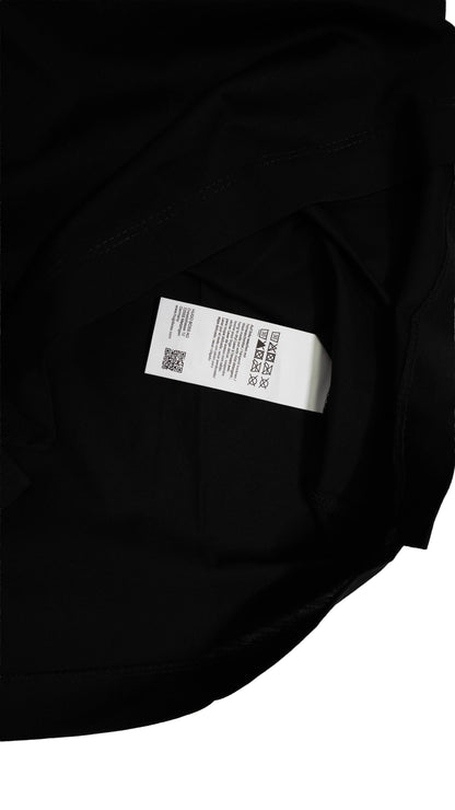 Crna Majica Minimalistic Detaljem