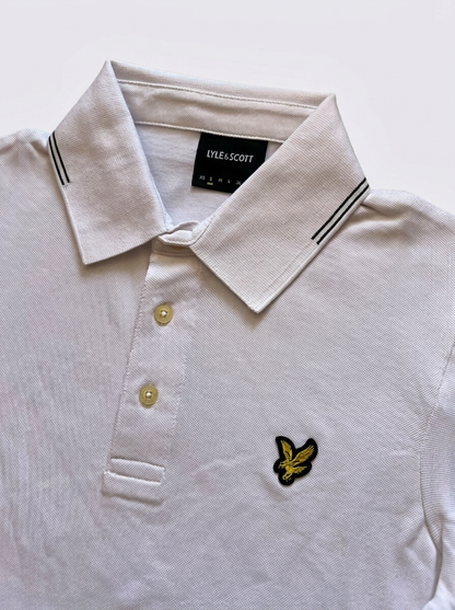 Lyle & Scott Bela Polo Majica sa Crnim Detaljima na Kragni i Rukavima