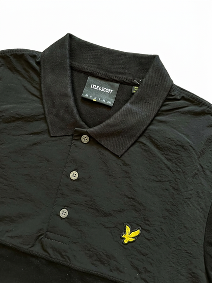Lyle & Scott Crna Polo Majica sa Hybrid Detaljima